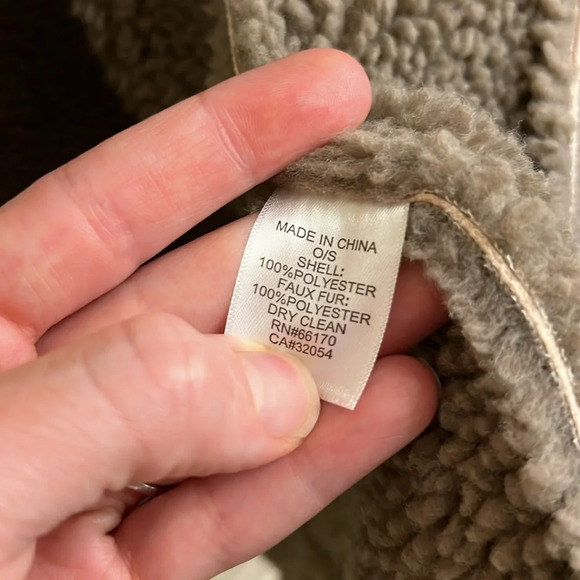 Akemi +Kim Anthro Phoebe Sherpa Suede Open Front Vest , Women’s One Size - Picture 7 of 9